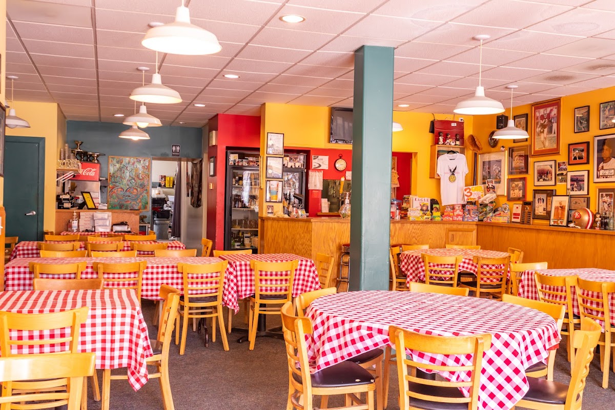 Eagle Pizzeria